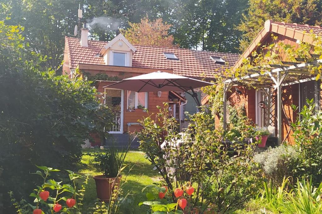 Gite Les Lilas La Genevraye Exterior photo